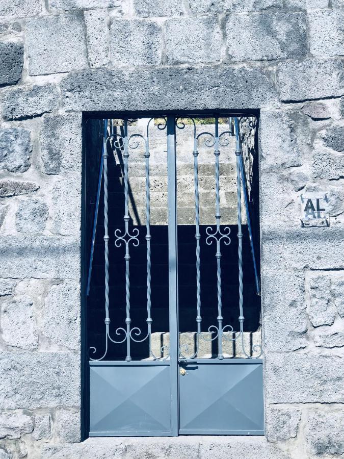 Amu- Apartamentos Misterios Da Urzelina Exteriör bild