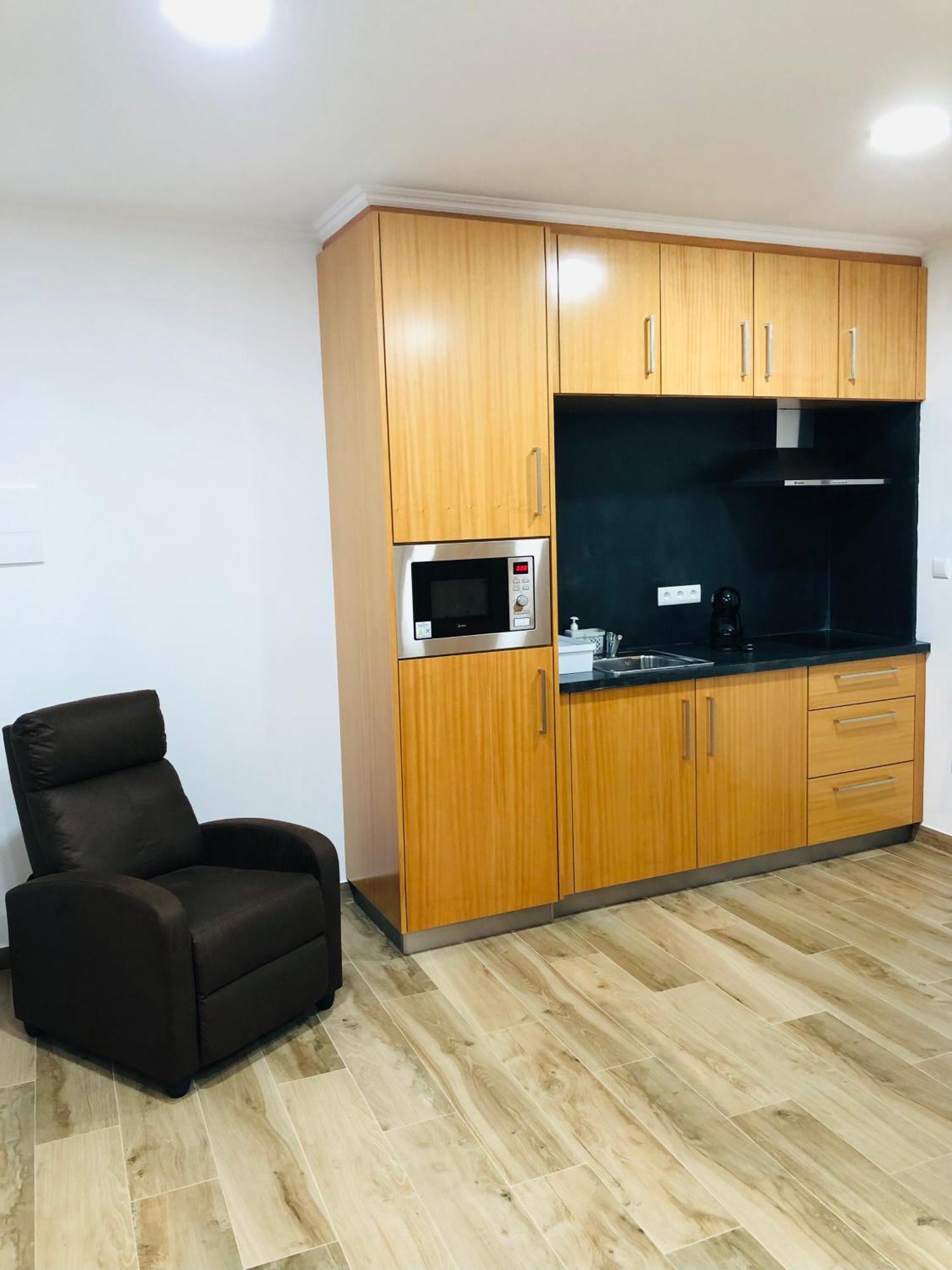Amu- Apartamentos Misterios Da Urzelina Exteriör bild