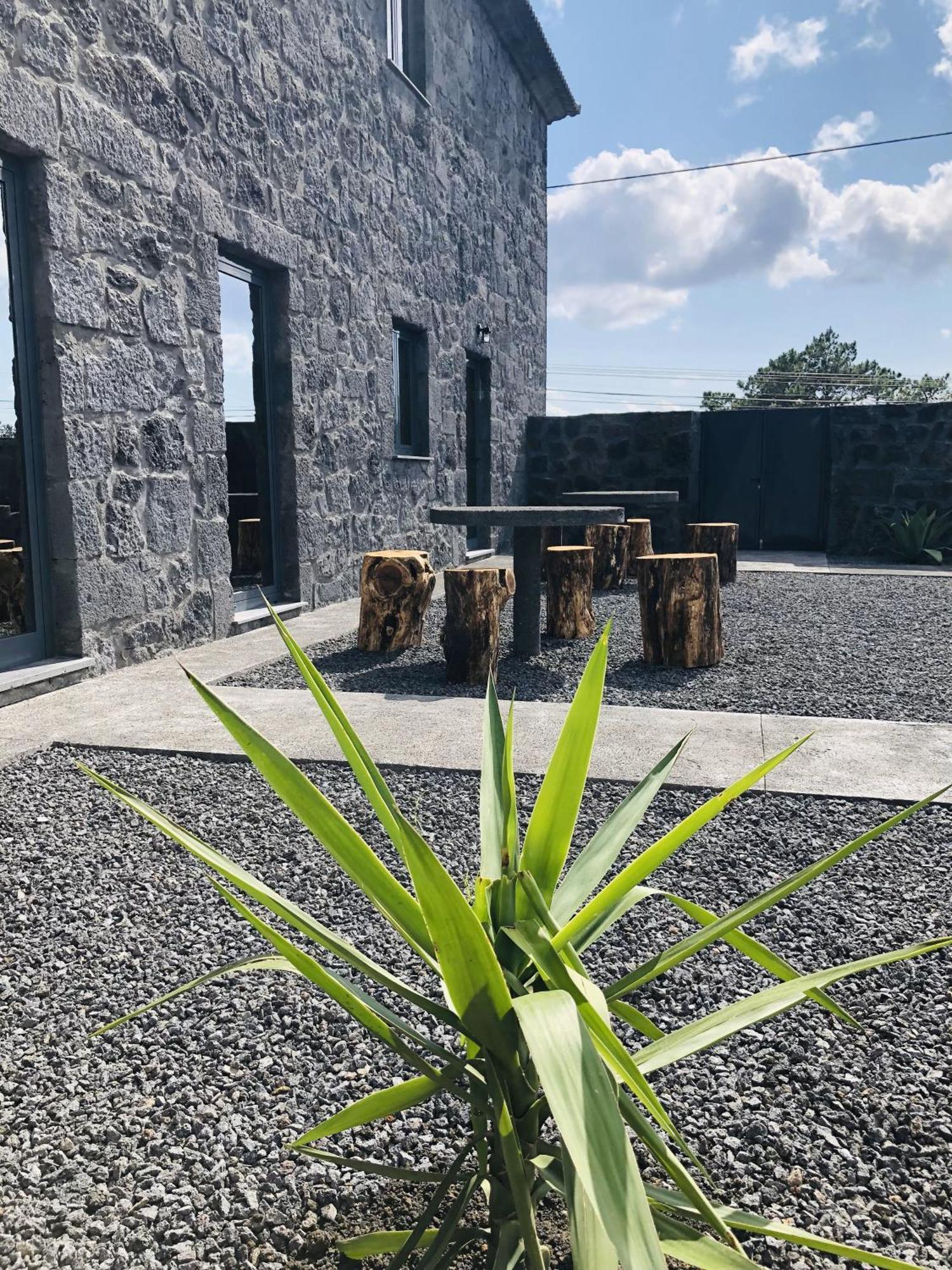 Amu- Apartamentos Misterios Da Urzelina Exteriör bild