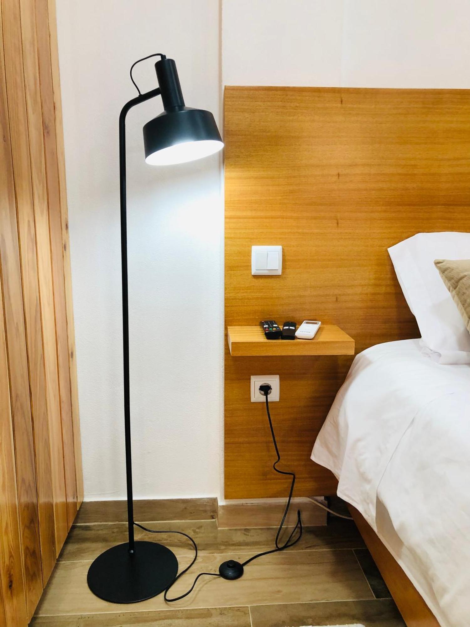 Amu- Apartamentos Misterios Da Urzelina Exteriör bild